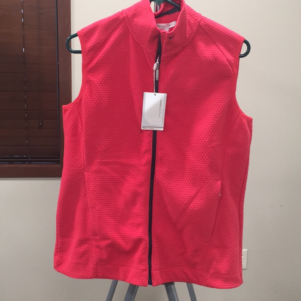 NWT NikeFit Therma golf vest